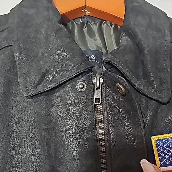 Burks Bay Black Leather Bomber Jacket with American Flag Patch Size Large - Picture 8 of 14